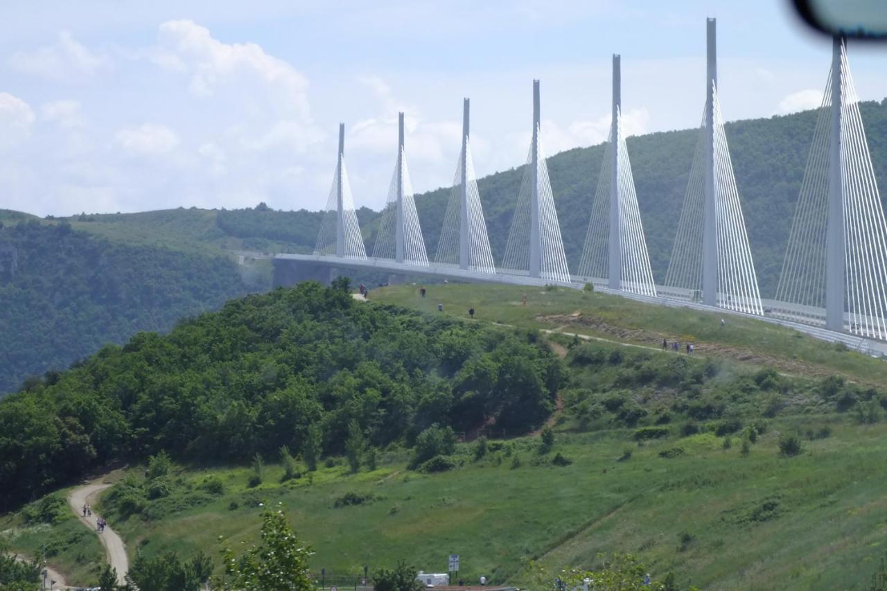 Gite Des Deux Rivieres Nant Buitenkant foto